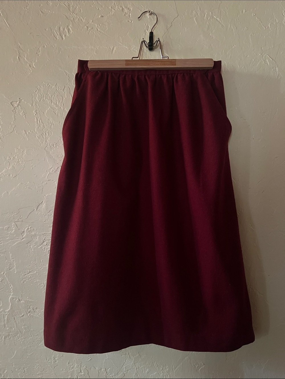 PERSONAL Vintage Women's Burgundy A-Line Skirt with POCKETS